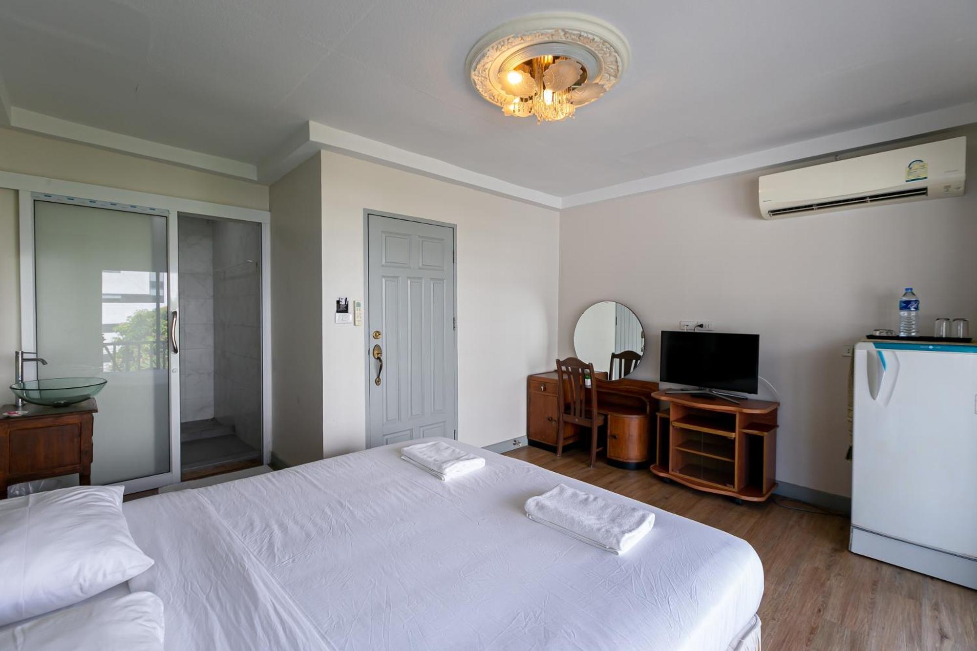 Wong Amat House Hotell Pattaya Exteriör bild