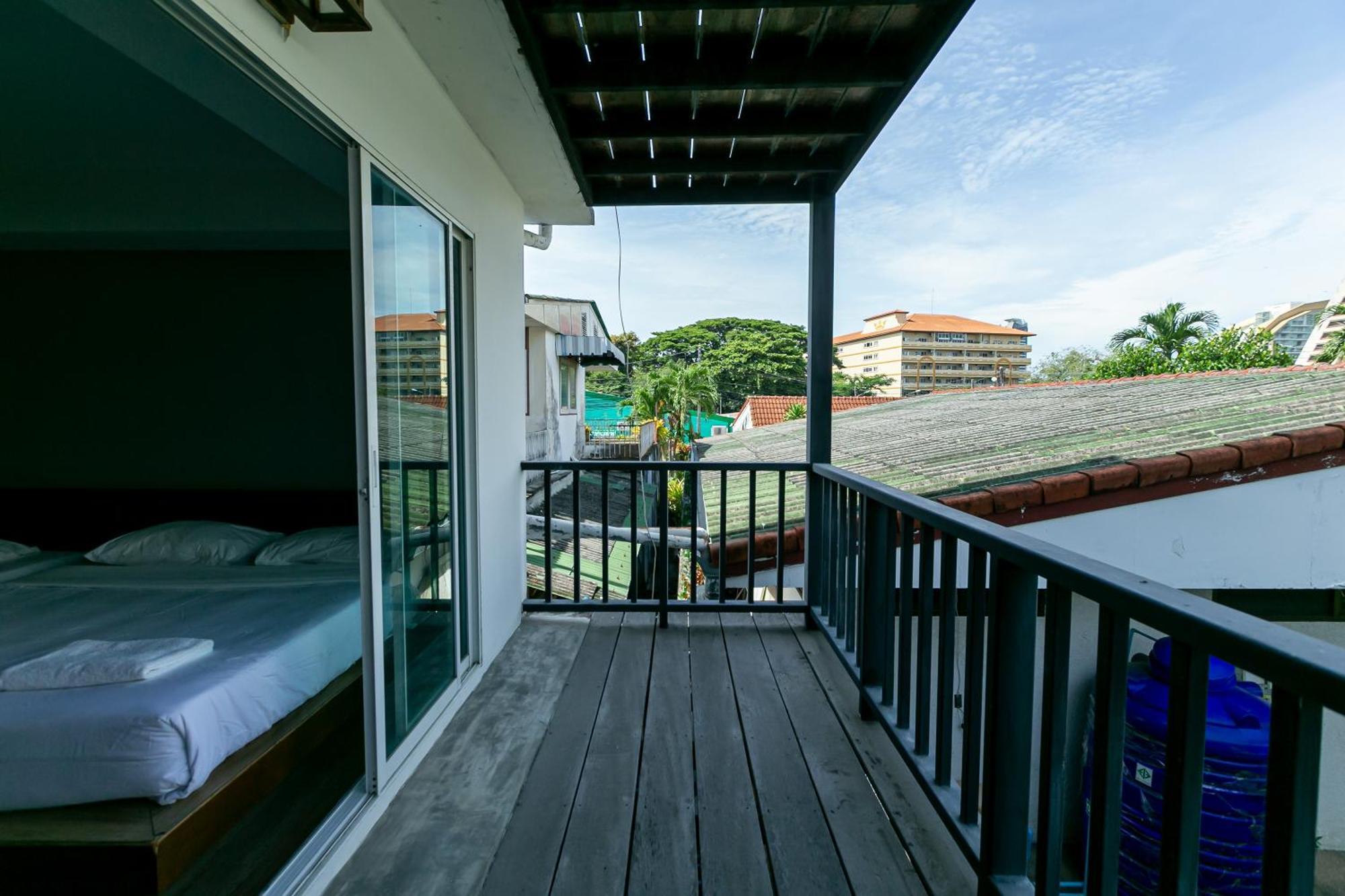 Wong Amat House Hotell Pattaya Exteriör bild